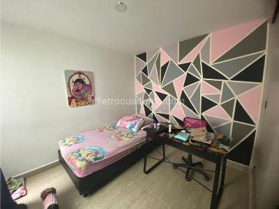 Casa de 4 alcobas en venta en El Rosal, Rionegro, 164 m² · foto 14 de 20