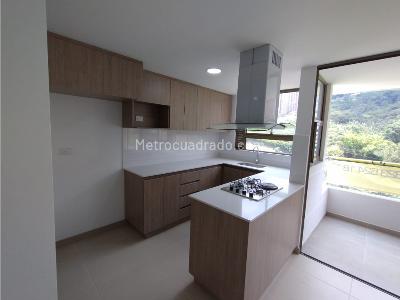 Apartamento en venta en Alto De Las Flores, Sabaneta · foto 9 de 20