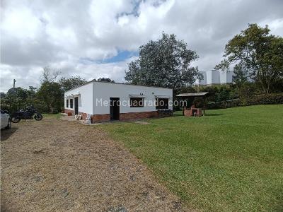 Casa de 4 alcobas en venta en Autopista Medellin Bogota, Rionegro · foto 2 de 20
