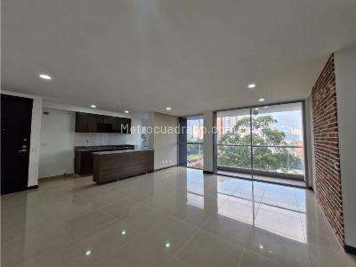 Apartamento de 3 alcobas en venta en Aves Maria, Sabaneta, 88 m² · foto 2 de 20