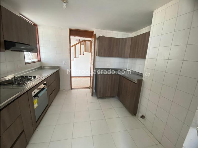 Spacious 5BR Penthouse in El Poblado - 4