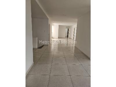 Casa de 5 alcobas en venta en San Joaquin, Medellín, 158 m² · foto 4 de 20
