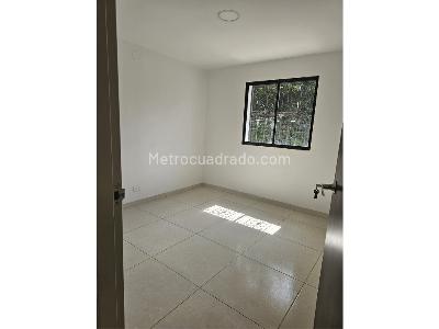 Casa de 5 alcobas en venta en San Joaquin, Medellín, 158 m² · foto 12 de 20