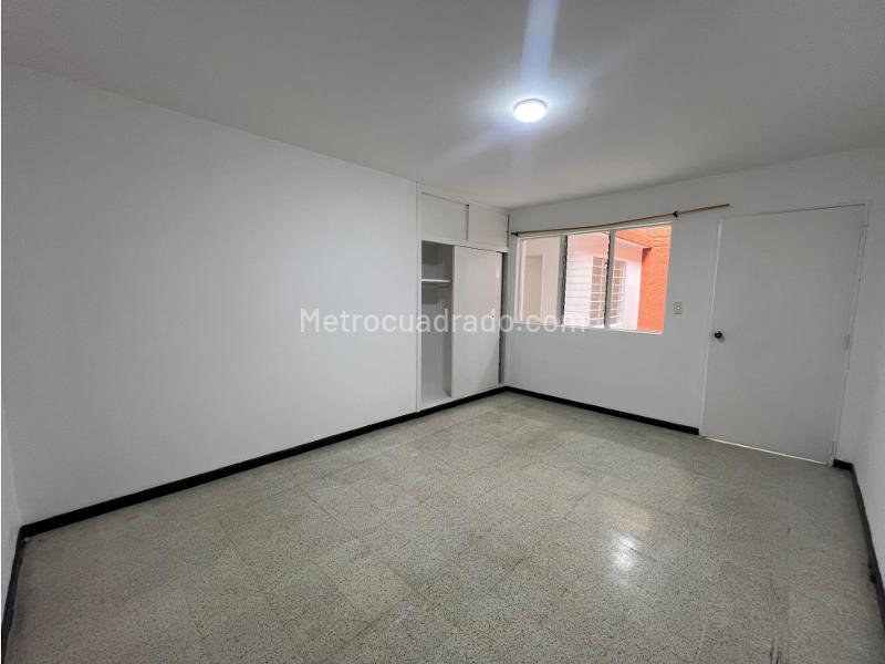 3BR Apartment in Laureles (2nd Floor) for Commercial or Home Use - 9