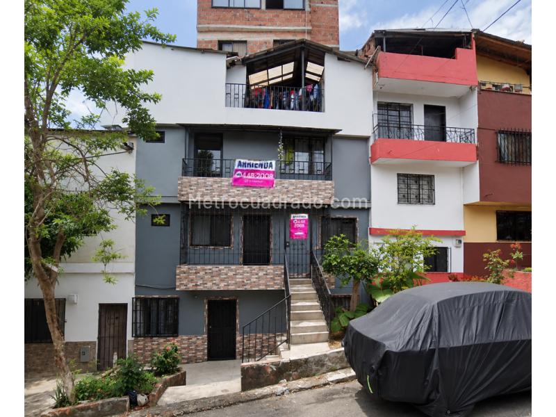 Casa en Arriendo, Manrique Central, Medellín en Manrique Central