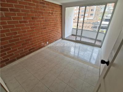 Apartamento de 3 alcobas en venta en Loma Del Indio, Medellín, 110 m² · foto 17 de 20