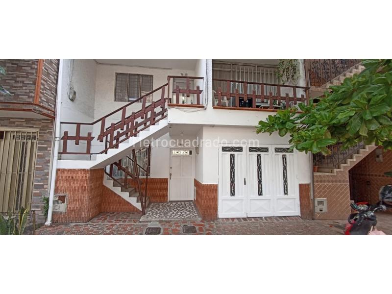 Commercial 3BR House in San Bernardo