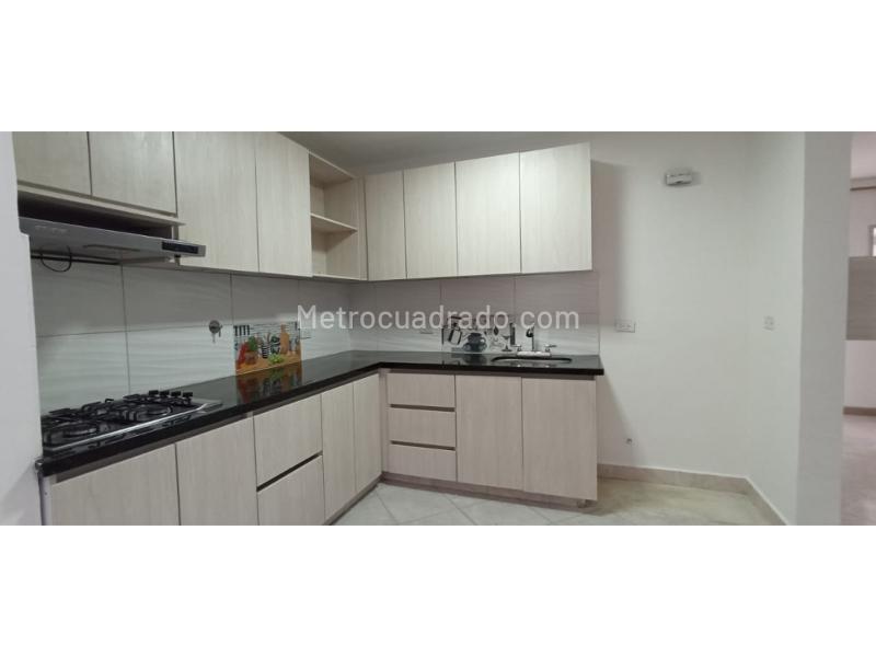 Commercial 3BR House in San Bernardo - 4