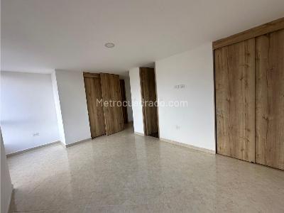 Apartamento de 3 alcobas en venta en Perez, Bello, 83 m² · foto 8 de 17
