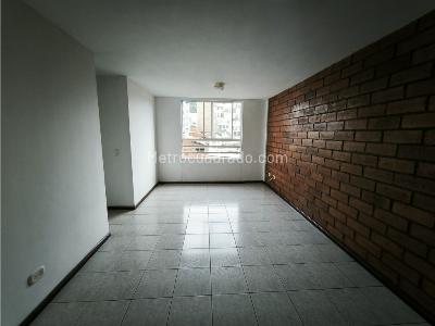 Apartamento en venta en Buenos Aires, Medellín · foto 2 de 20