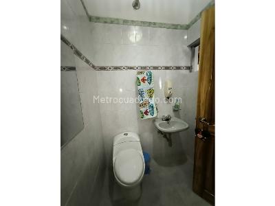 Casa de 5 alcobas en venta en Boston, Medellín, 238 m² · foto 14 de 20
