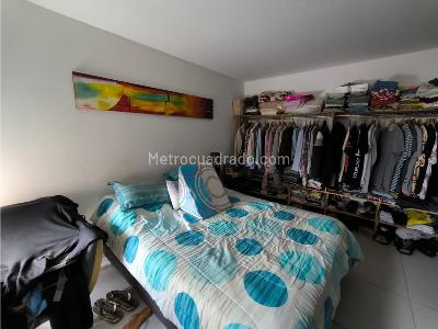 Apartamento de 2 alcobas en venta en Niquia, Bello, 70 m² · foto 17 de 20