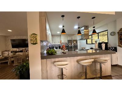 Casa de 3 alcobas en venta en Alto Del Escobero, Envigado, 1300 m² · foto 12 de 20