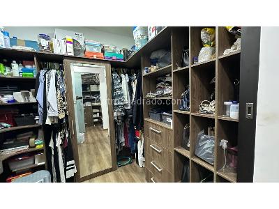 Casa de 3 alcobas en venta en Alto Del Escobero, Envigado, 1300 m² · foto 17 de 20