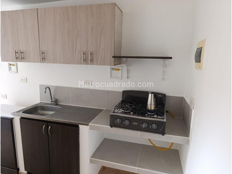 Apartamento de 2 Alcobas en Arriendo en San Antonio de Prado (Piso 5) - 4