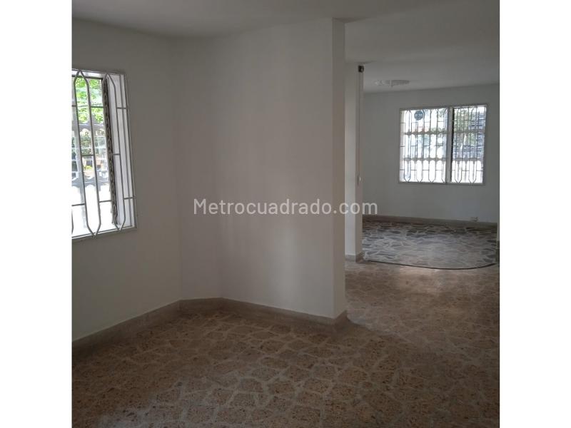 Commercial 4BR House for Rent in San Joaquin - 4