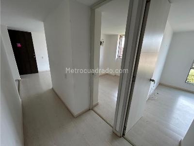 Apartamento de 2 alcobas en venta en Los Colegios, Rionegro, 52 m² · foto 10 de 18