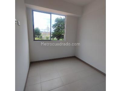 Apartamento de 3 alcobas en venta en San Nicolas, Rionegro, 78 m² · foto 9 de 19