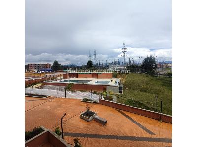 Apartamento de 3 alcobas en venta en San Nicolas, Rionegro, 78 m² · foto 18 de 19