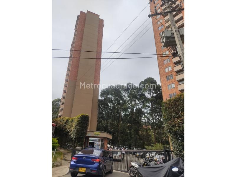 Apartamento de 3 Alcobas con Diseño Inteligente en Robledo