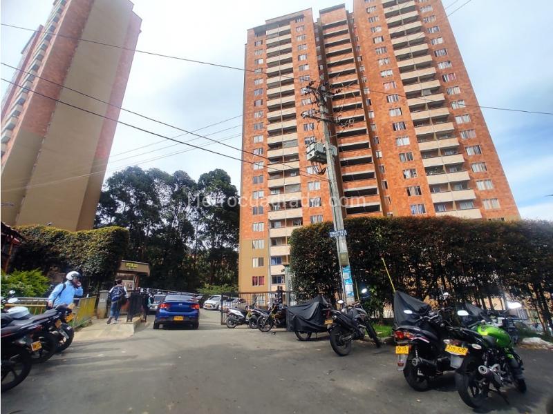 Apartamento de 3 Alcobas con Diseño Inteligente en Robledo - 4