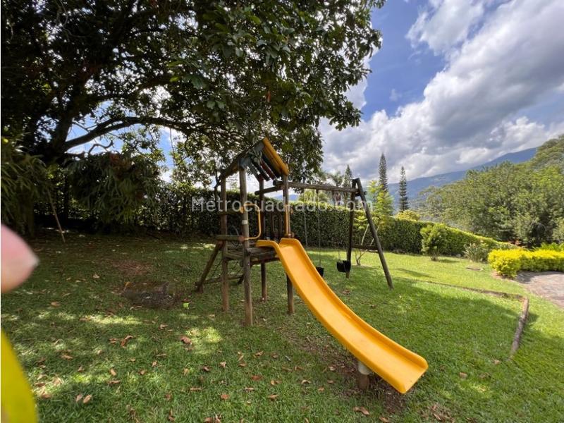 5BR Finca in Vereda El Limonar (439 m²) - 4