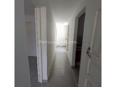 Apartamento de 2 alcobas en venta en Congolo, Bello, 101 m² · foto 3 de 12