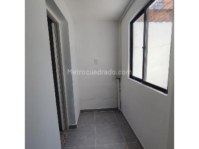 Apartamento de 2 alcobas en venta en Congolo, Bello, 101 m² · foto 9 de 12
