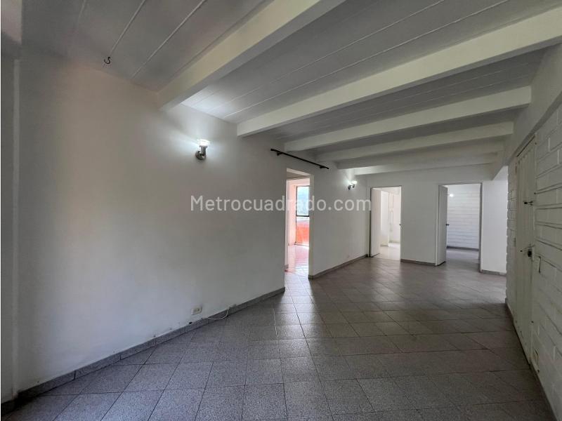 Traditional 3BR Apartment in La Mota - 2