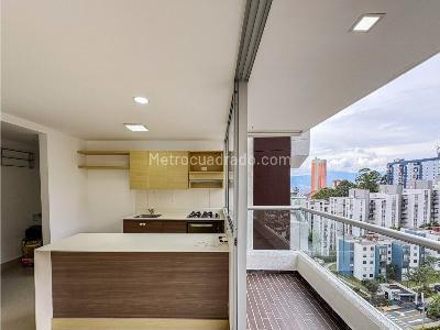 Apartamento en venta en Loma Del Indio, Medellín · foto 3 de 19