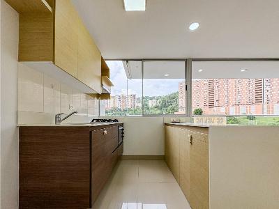 Apartamento en venta en Loma Del Indio, Medellín · foto 4 de 19