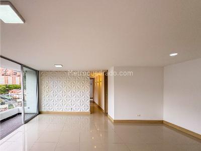 Apartamento en venta en Loma Del Indio, Medellín · foto 6 de 19