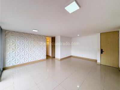 Apartamento en venta en Loma Del Indio, Medellín · foto 11 de 19