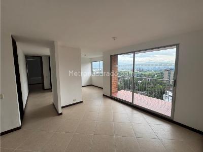 Apartamento de 2 alcobas en arriendo en La Aguacatala, Medellín, 76 m² · foto 3 de 18