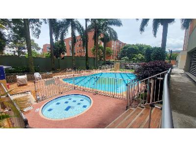 Apartamento de 2 alcobas en arriendo en La Aguacatala, Medellín, 76 m² · foto 13 de 18