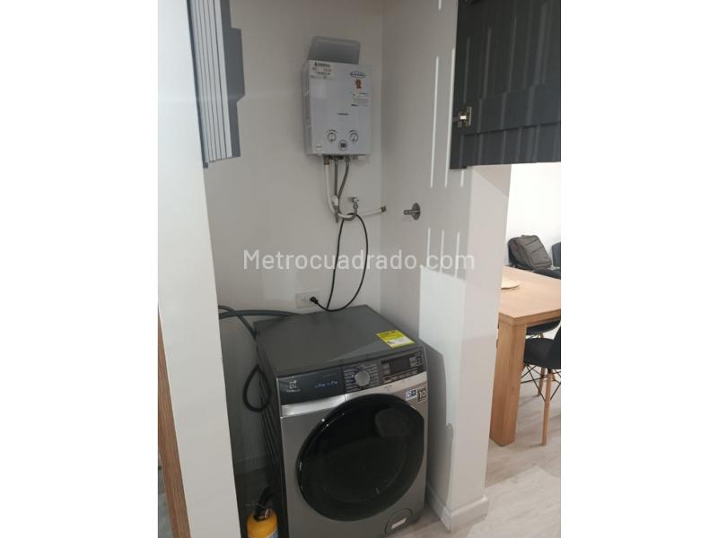 Apartamento Remodelado de 1 Alcoba en Floresta - 4