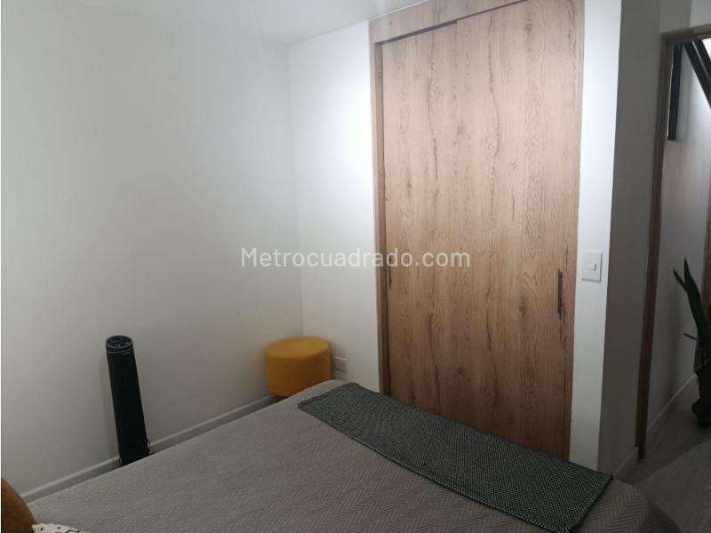 Apartamento Remodelado de 1 Alcoba en Floresta - 8