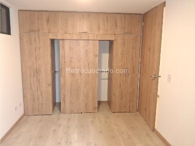 Apartamento de 2 alcobas en venta en Niquia, Bello, 52 m² · foto 10 de 17