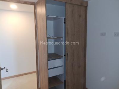 Apartamento de 2 alcobas en venta en Niquia, Bello, 52 m² · foto 12 de 17