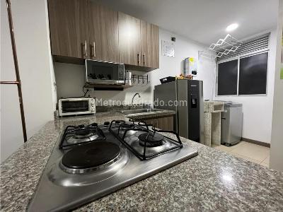 Apartamento de 2 alcobas en venta en Villas Del Carmen, Sabaneta, 52 m² · foto 6 de 12