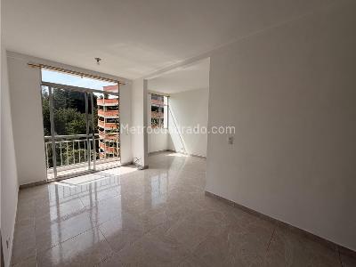 Apartamento de 2 alcobas en venta en La Catolica, Rionegro, 56 m² · foto 3 de 11