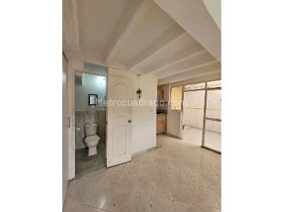 Apartaestudio en venta en Buenos Aires, Medellín, 52 m² · foto 7 de 16