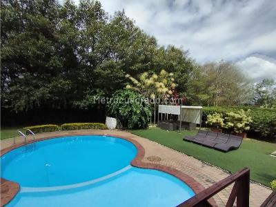Casa de 5 alcobas en venta en Llanogrande, Rionegro · foto 12 de 20