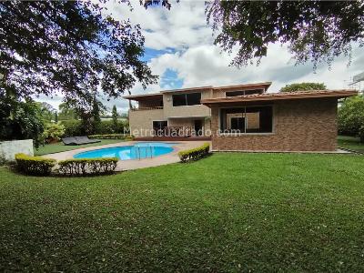 Casa de 5 alcobas en venta en Llanogrande, Rionegro · foto 14 de 20
