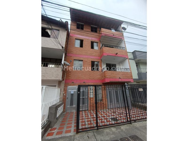 Apartamento Amplio de 4 Alcobas en Guayabal