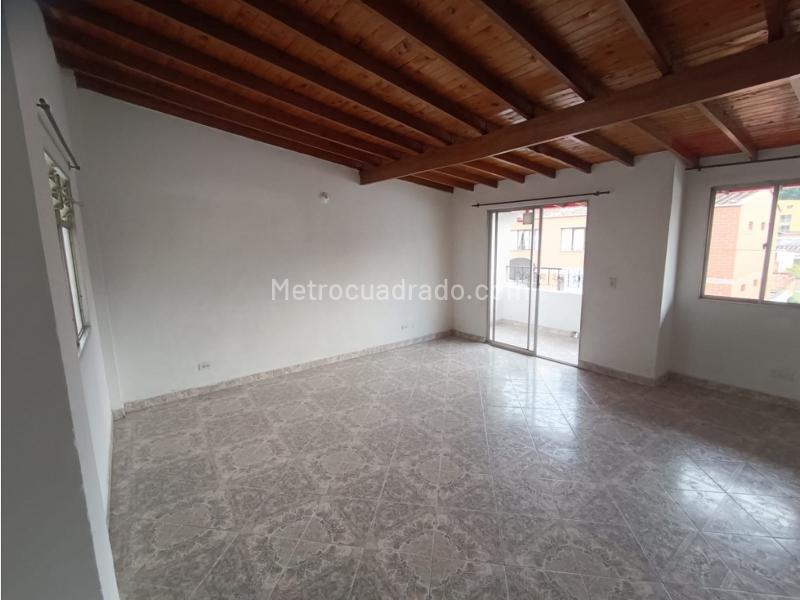 Apartamento Amplio de 4 Alcobas en Guayabal - 2