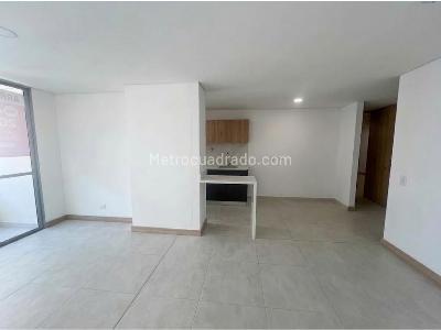 Apartamento de 2 alcobas en arriendo en Villa Carlota, Medellín, 72 m² · foto 4 de 20