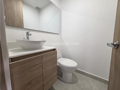 Apartamento de 2 alcobas en arriendo en Villa Carlota, Medellín, 72 m² · foto 7 de 20