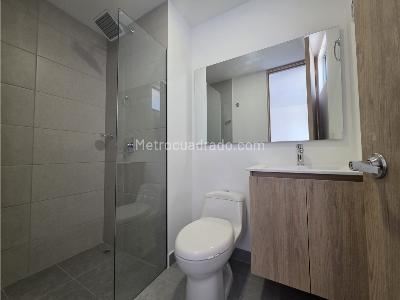Apartamento de 2 alcobas en arriendo en Villa Carlota, Medellín, 72 m² · foto 10 de 20