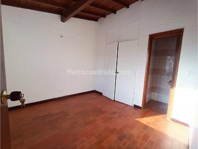 Apartamento en venta en Laureles, Medellín · foto 5 de 13